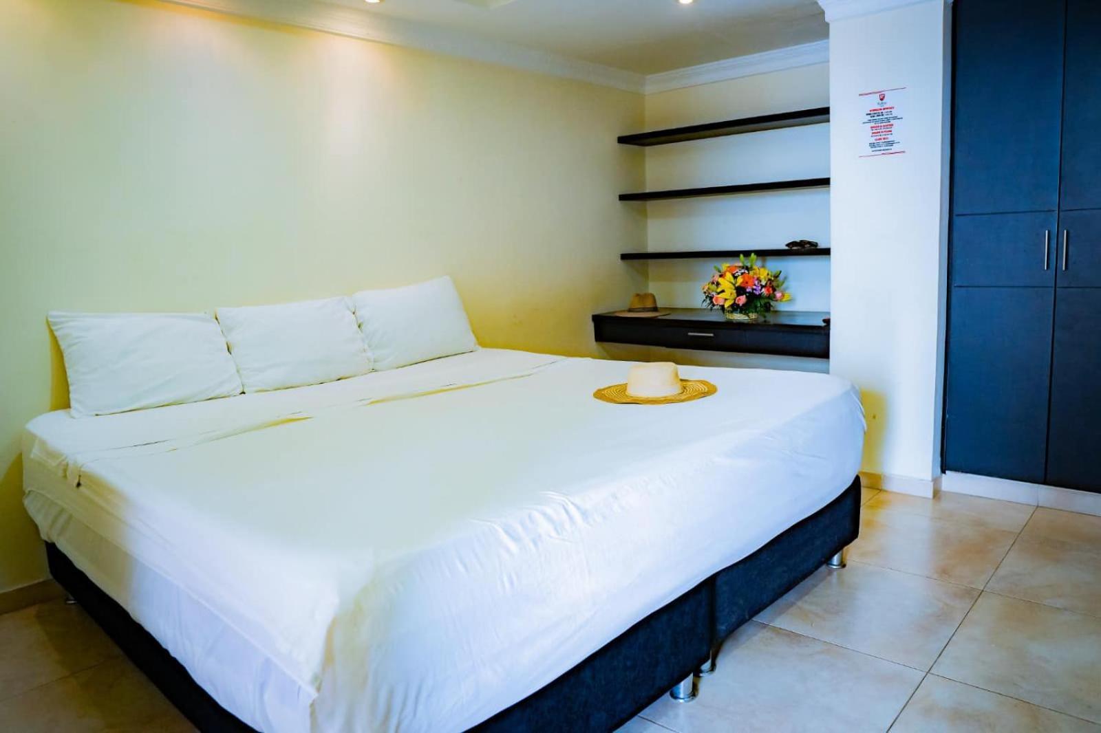Kalina Hotel Girardot Eksteriør billede